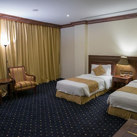 Rooz Park Hotel Ал Хубар Екстериор снимка