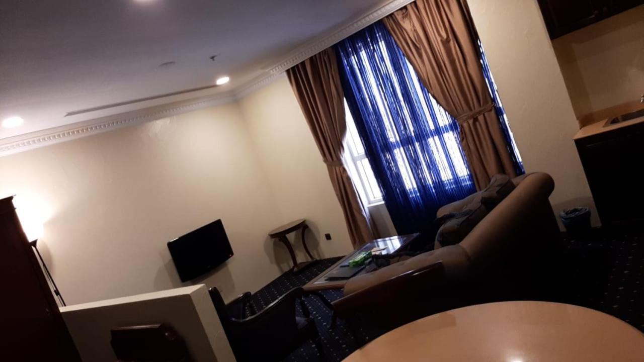 Rooz Park Hotel Ал Хубар Екстериор снимка