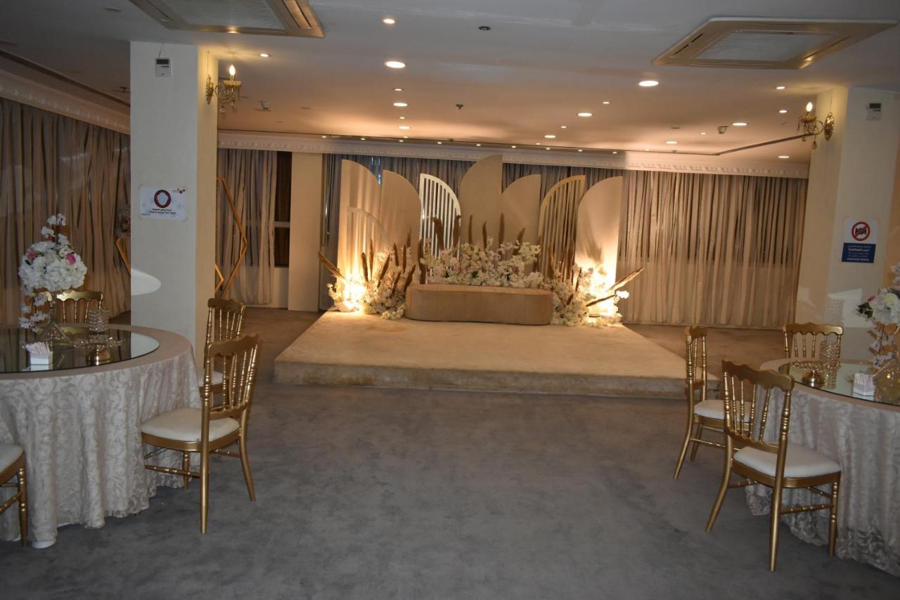 Rooz Park Hotel Ал Хубар Екстериор снимка