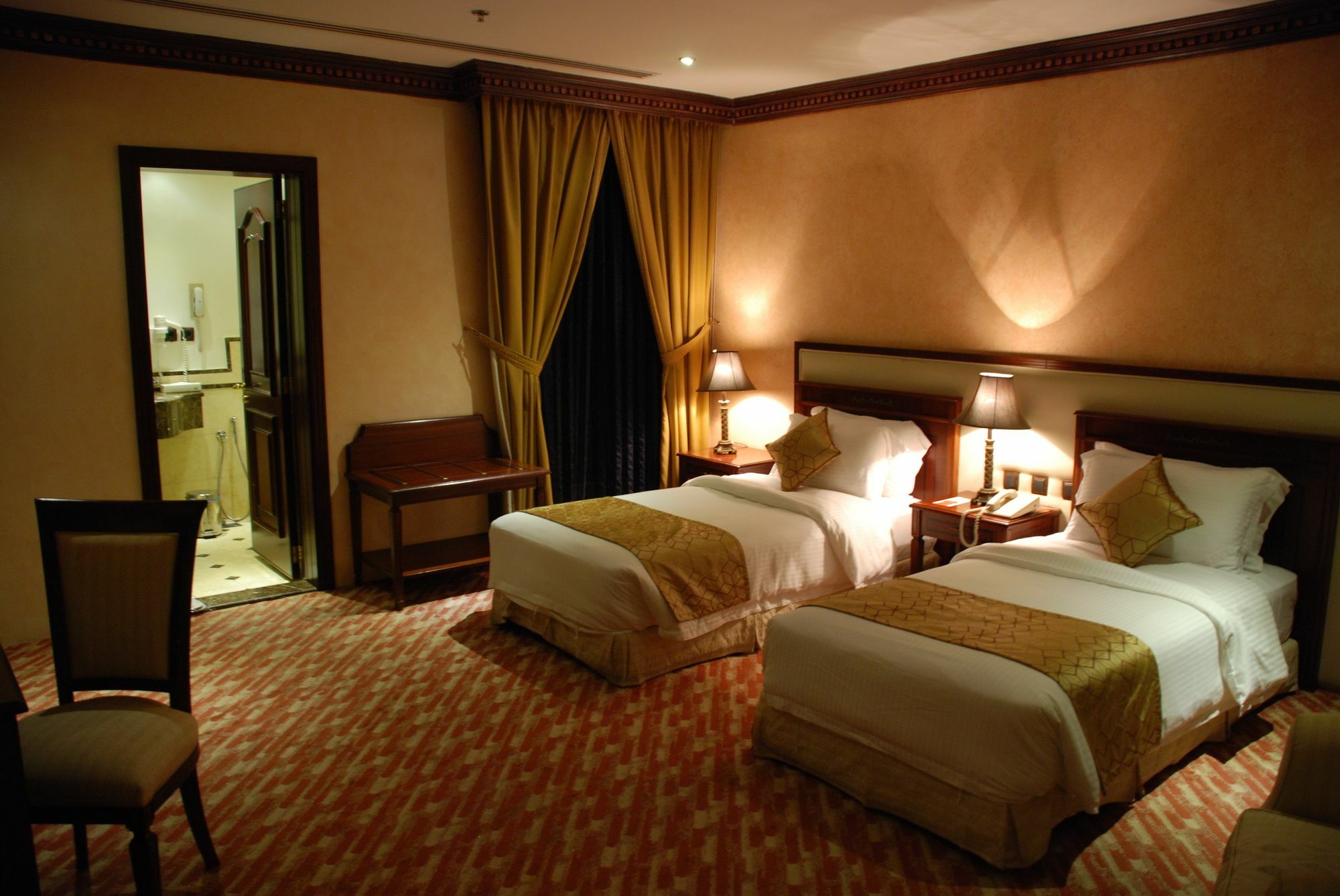 Rooz Park Hotel Ал Хубар Екстериор снимка